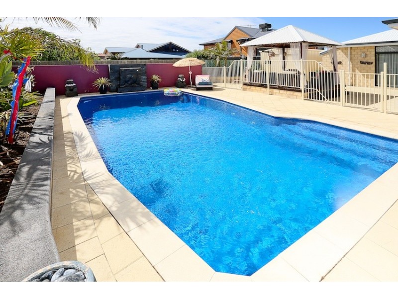 6 Podman Turn, Madora Bay WA 6210