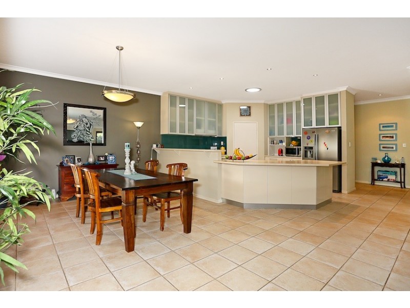 6 Podman Turn, Madora Bay WA 6210