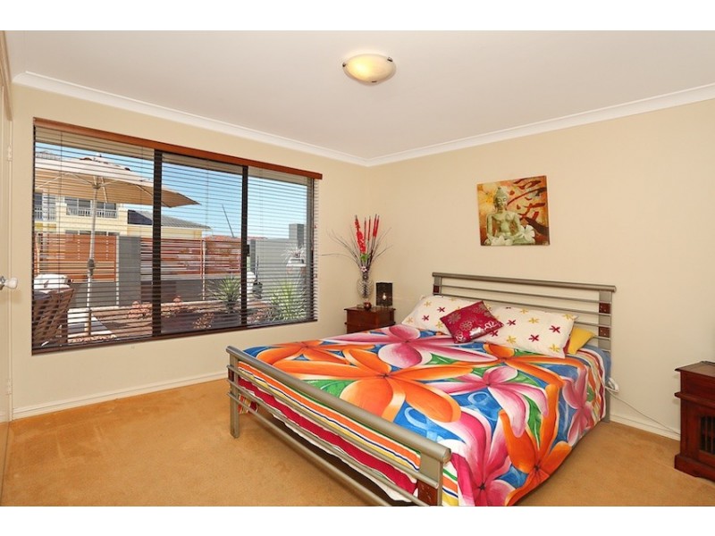 6 Podman Turn, Madora Bay WA 6210