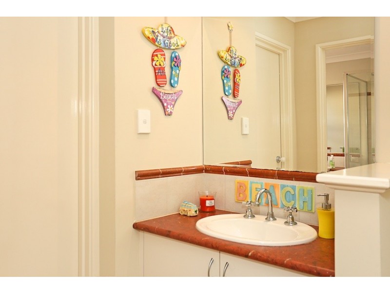 6 Podman Turn, Madora Bay WA 6210