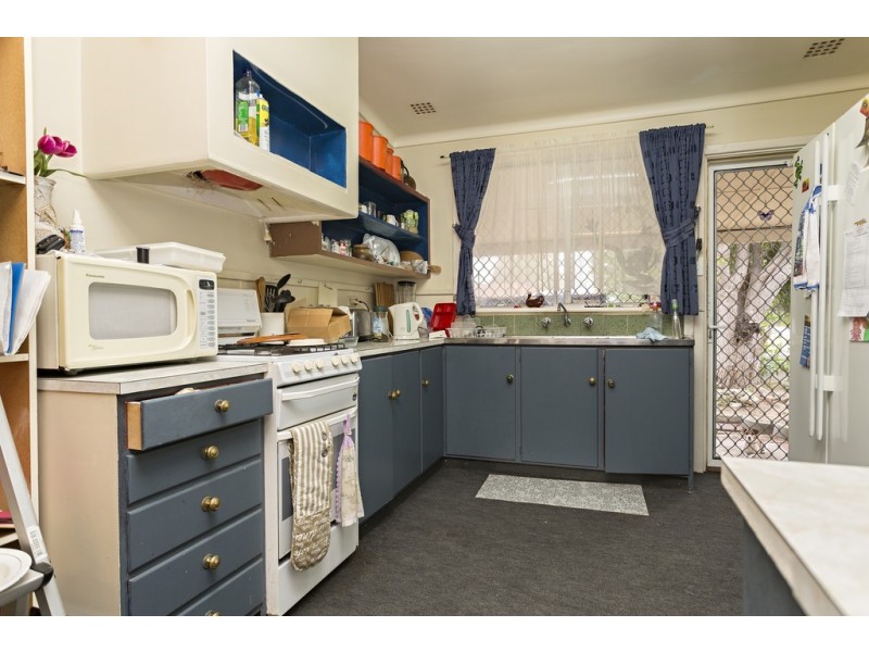 21 Service Street, Mandurah WA 6210