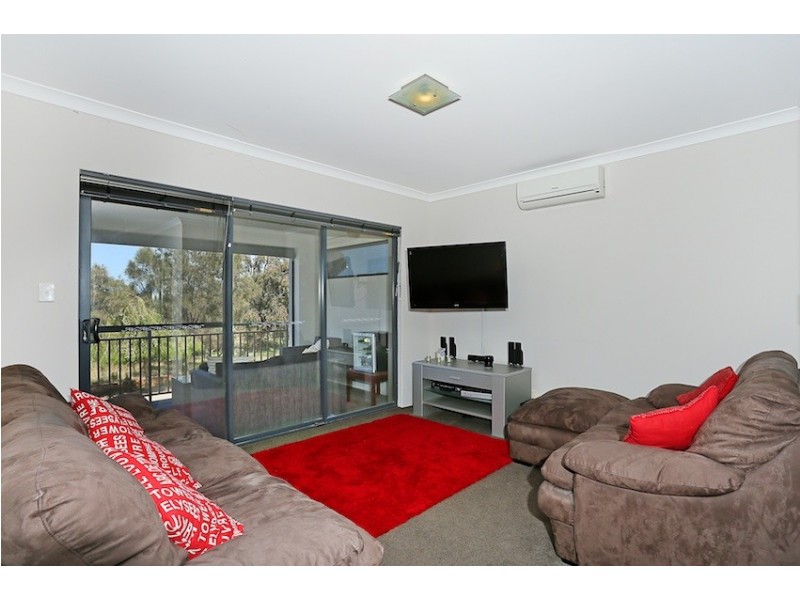 117 Darwin Terrace, Dudley Park WA 6210