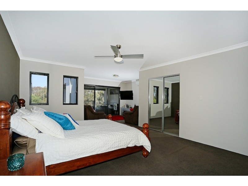 117 Darwin Terrace, Dudley Park WA 6210
