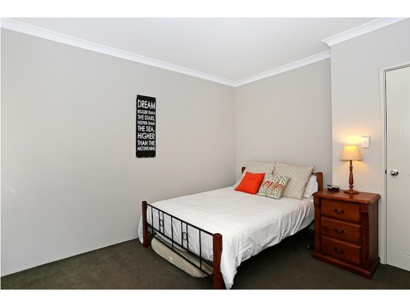 117 Darwin Terrace, Dudley Park WA 6210