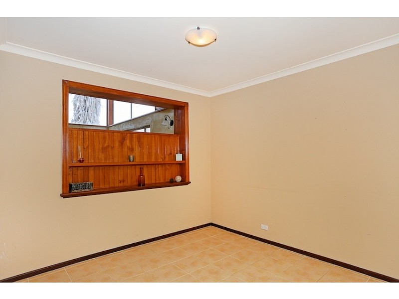 7 McMahon Court, Halls Head WA 6210