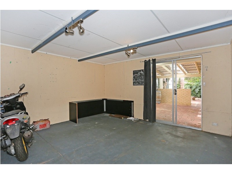 7 McMahon Court, Halls Head WA 6210