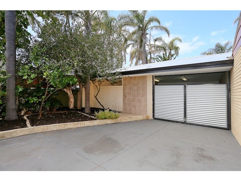 7 McMahon Court, Halls Head WA 6210