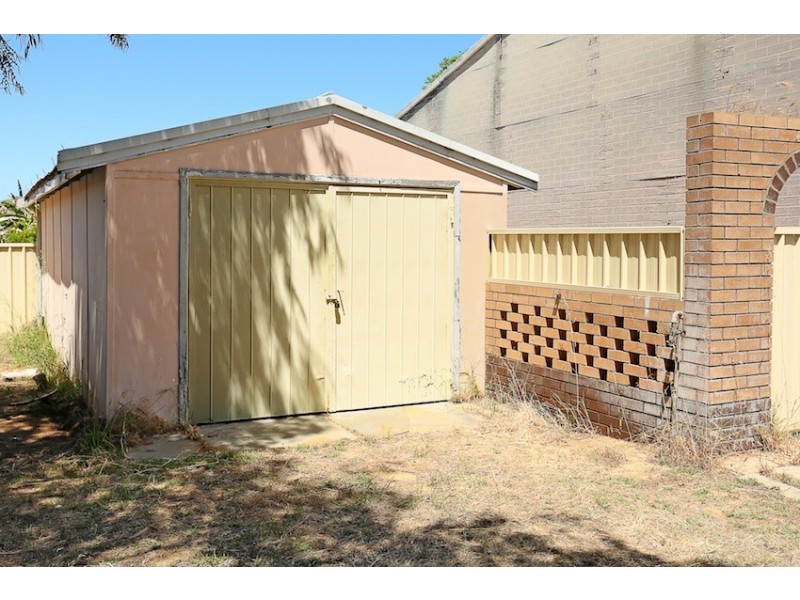 21 Morfitt Street, Mandurah WA 6210