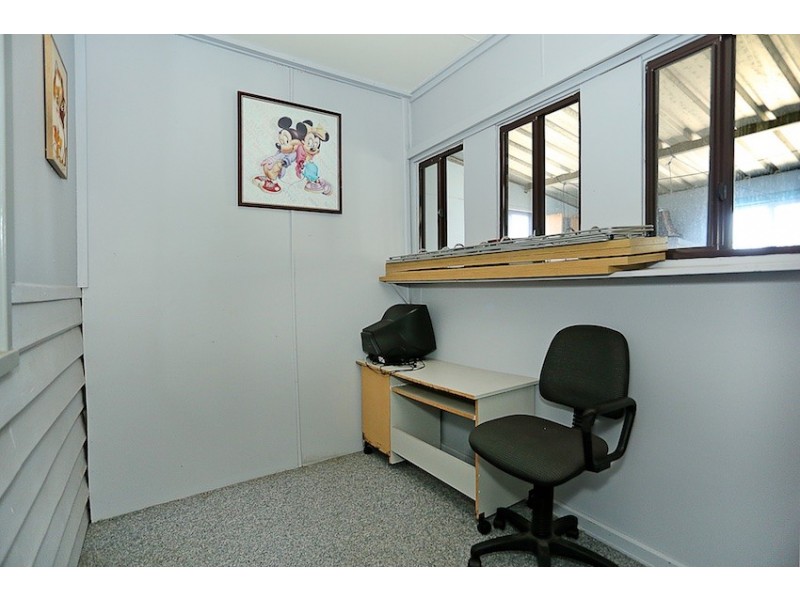 21 Morfitt Street, Mandurah WA 6210