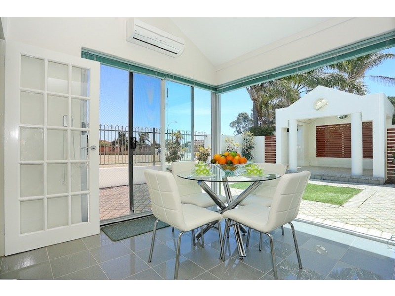 127 Leslie Street, Dudley Park WA 6210