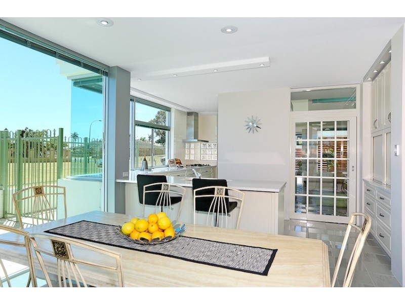 127 Leslie Street, Dudley Park WA 6210