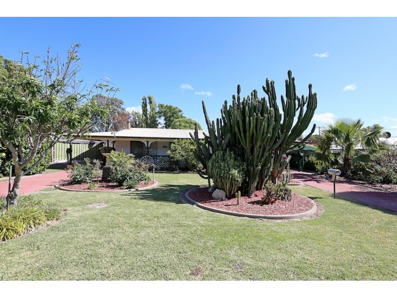 15 Gavarnie Way, Coodanup WA 6210