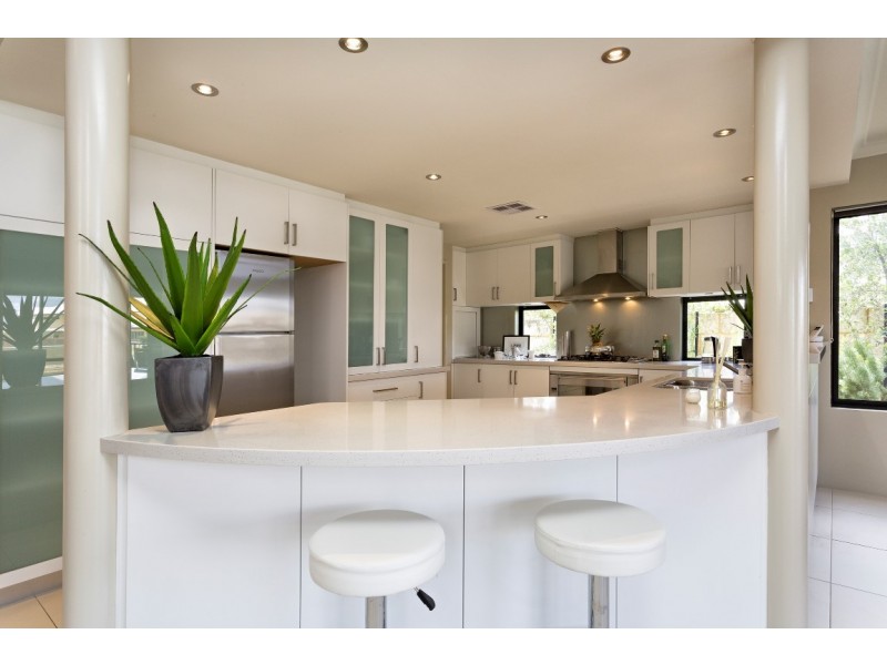 1 Waterlily Drive, Dudley Park WA 6210