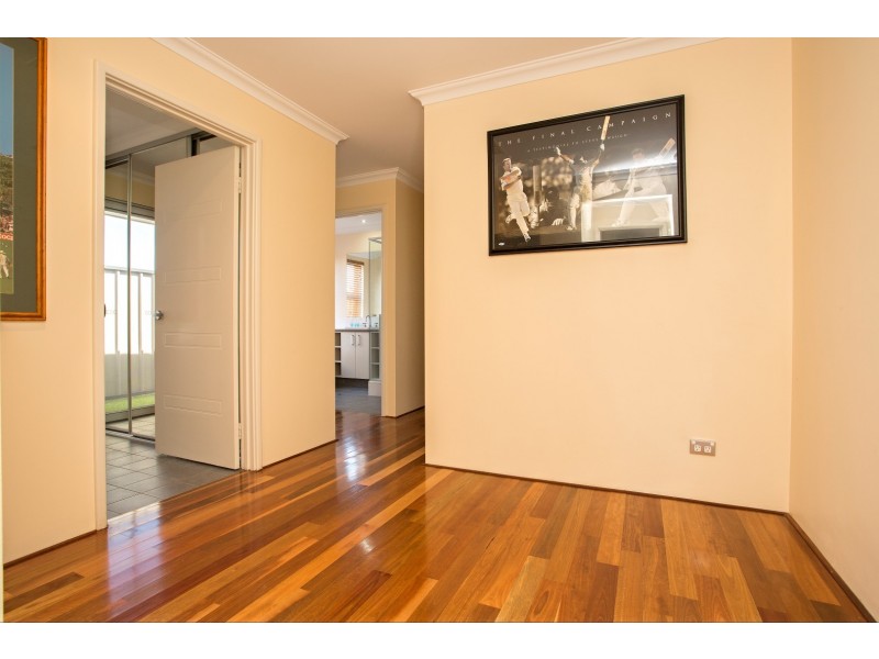 72 Newport Drive, Dudley Park WA 6210