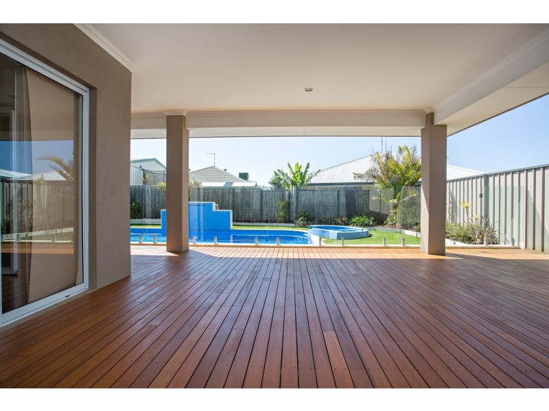 72 Newport Drive, Dudley Park WA 6210