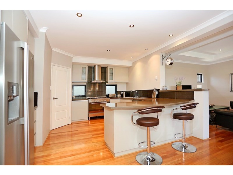 97 Challenger Road, Madora Bay WA 6210