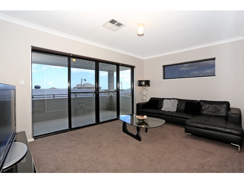 97 Challenger Road, Madora Bay WA 6210