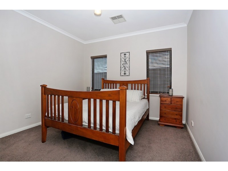 97 Challenger Road, Madora Bay WA 6210