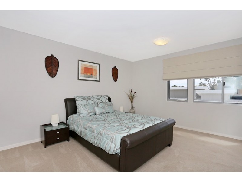 3 Whimbrel Crescent, Coodanup WA 6210