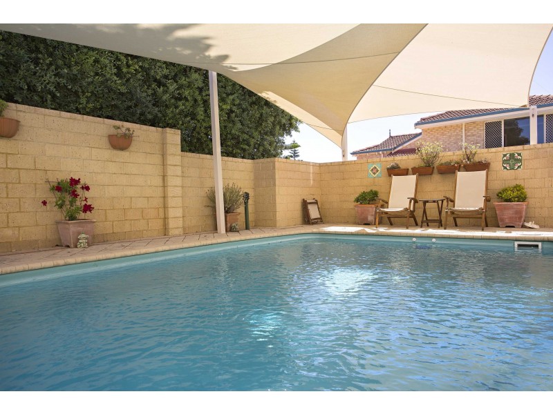 23 Magnetic Square, Halls Head WA 6210