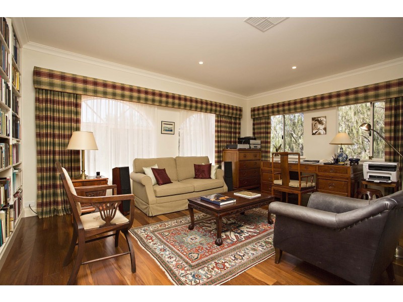 23 Magnetic Square, Halls Head WA 6210