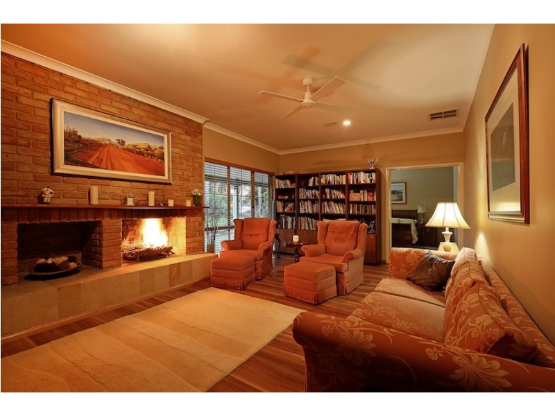 2 Silverton Crescent, Erskine WA 6210