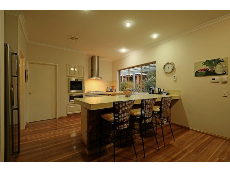 2 Silverton Crescent, Erskine WA 6210