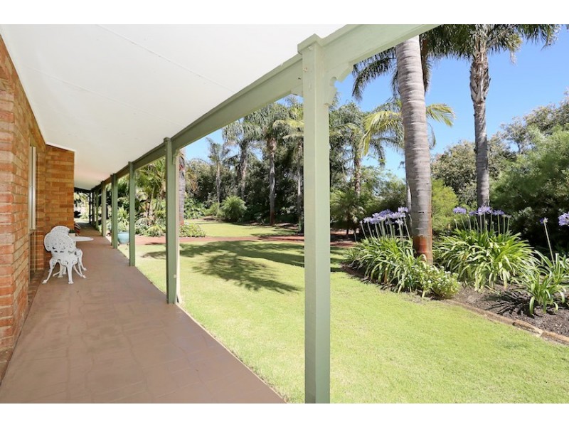 2 Silverton Crescent, Erskine WA 6210