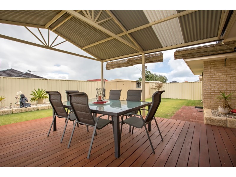 31 Lord Hobart Drive, Madora Bay WA 6210