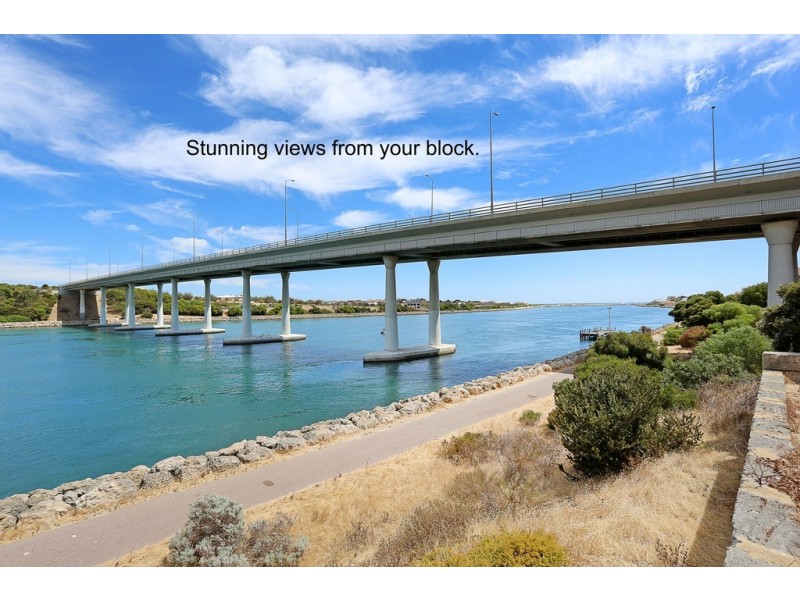 12 Spoonbill Retreat, Wannanup WA 6210