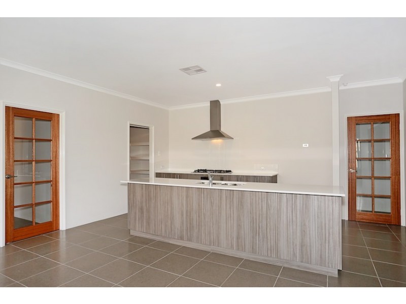 35 Cervantes Drive, Erskine WA 6210