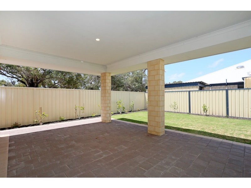 35 Cervantes Drive, Erskine WA 6210