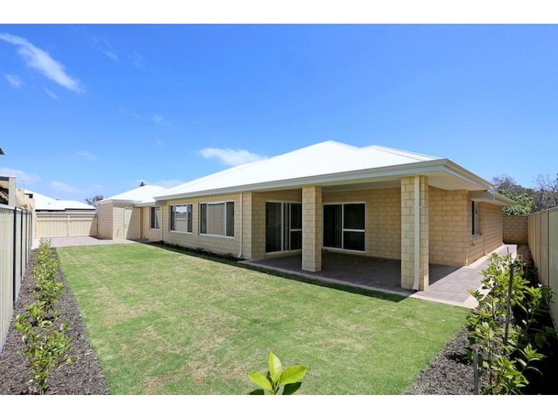 35 Cervantes Drive, Erskine WA 6210