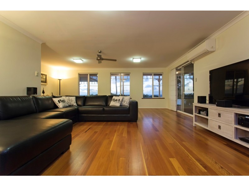 139 Spinaway Parade, Falcon WA 6210
