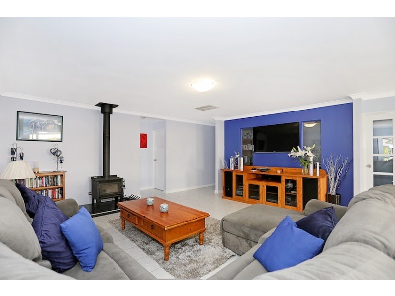 30 Brackenridge Ramble, Meadow Springs WA 6210