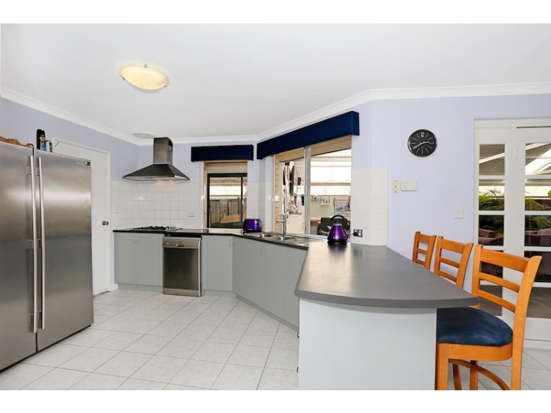 30 Brackenridge Ramble, Meadow Springs WA 6210