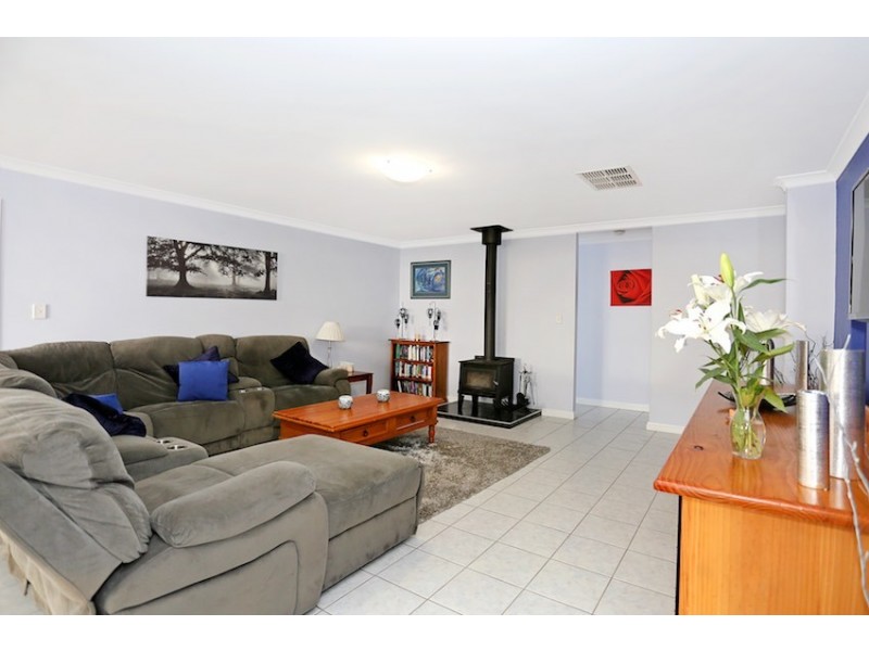 30 Brackenridge Ramble, Meadow Springs WA 6210