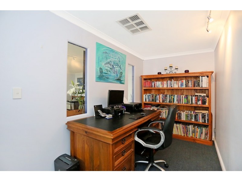 30 Brackenridge Ramble, Meadow Springs WA 6210