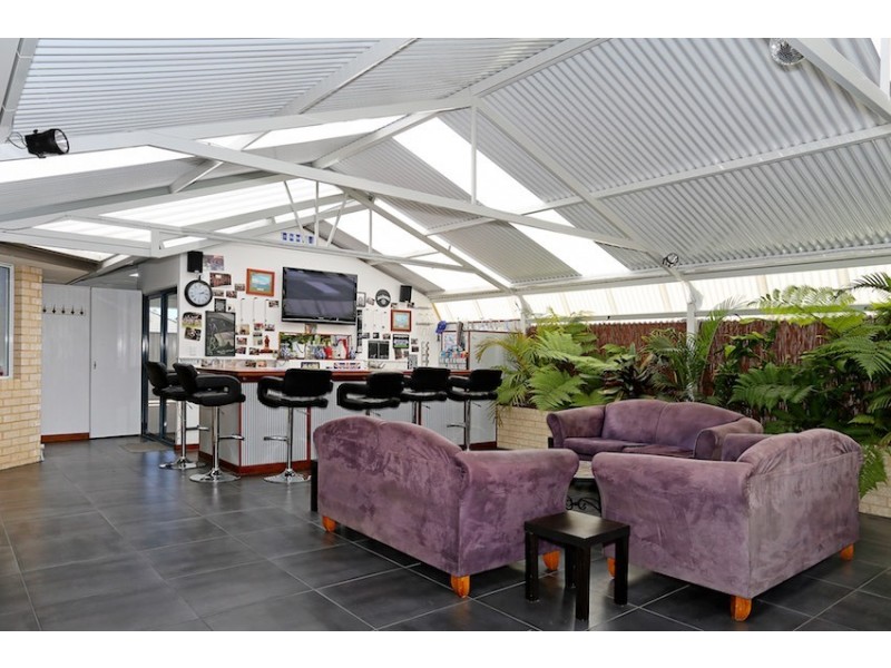 30 Brackenridge Ramble, Meadow Springs WA 6210