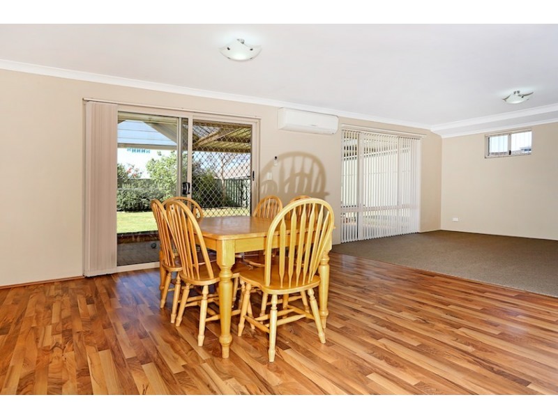 10 Cooeyup Close, Ravenswood WA 6208