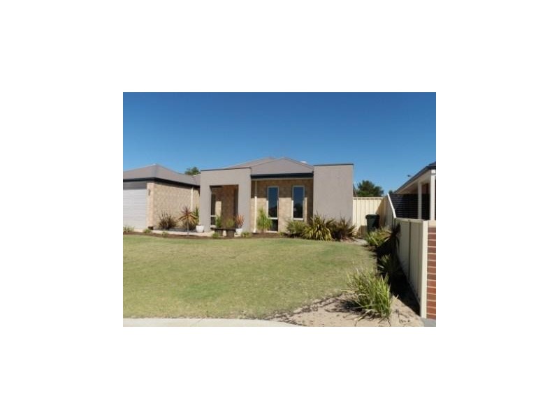 21 Addingham Boulevard, Madora Bay WA 6210
