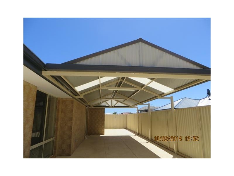 21 Addingham Boulevard, Madora Bay WA 6210