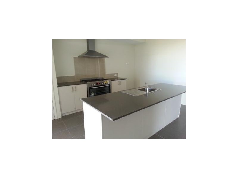 10 Splendens Turn, Halls Head WA 6210