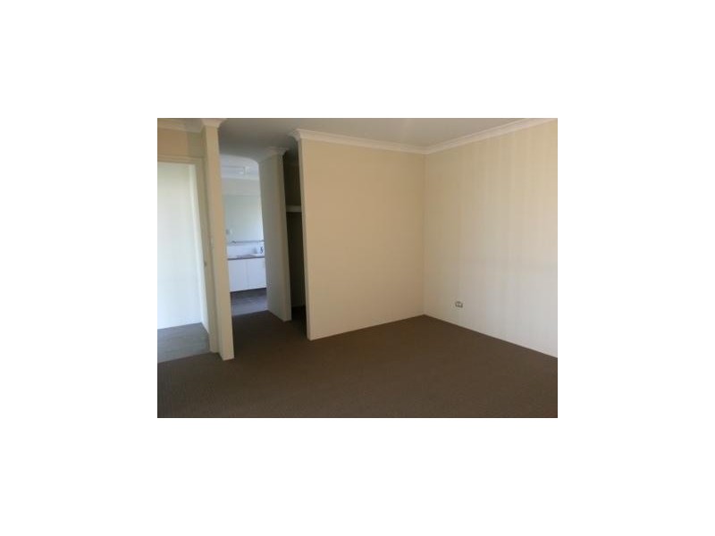 10 Splendens Turn, Halls Head WA 6210