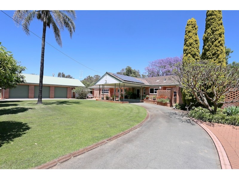 4 and 6 Paterson Road, Pinjarra WA 6208