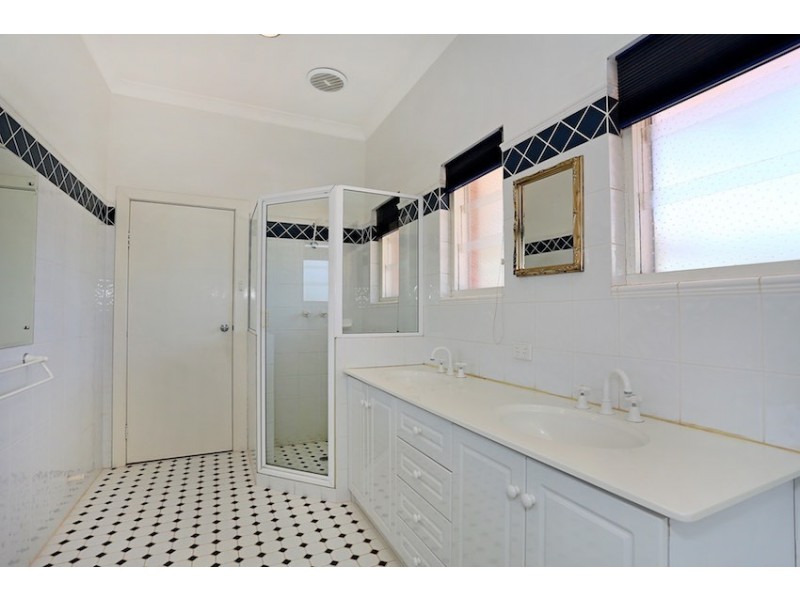 4 and 6 Paterson Road, Pinjarra WA 6208