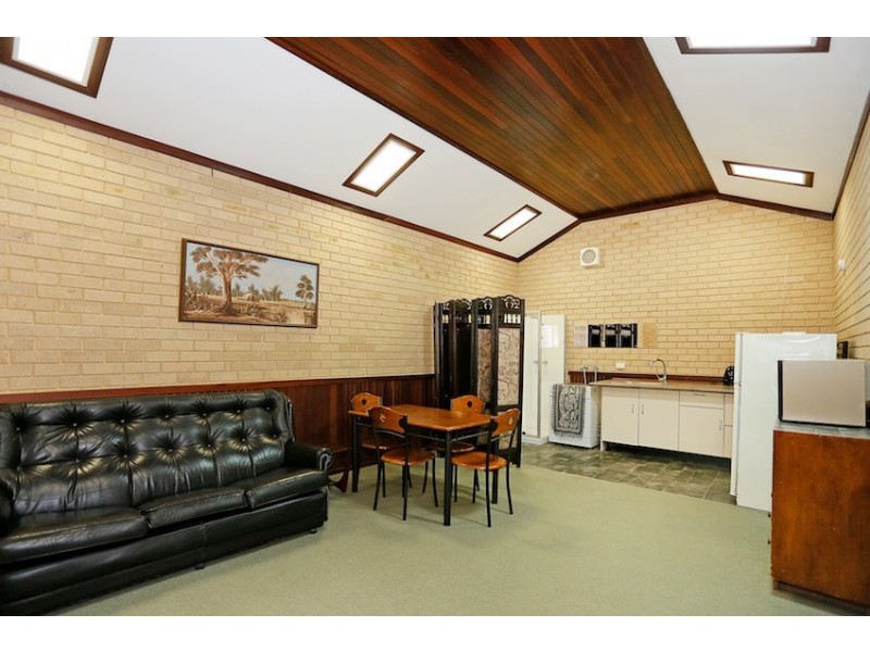 4 and 6 Paterson Road, Pinjarra WA 6208