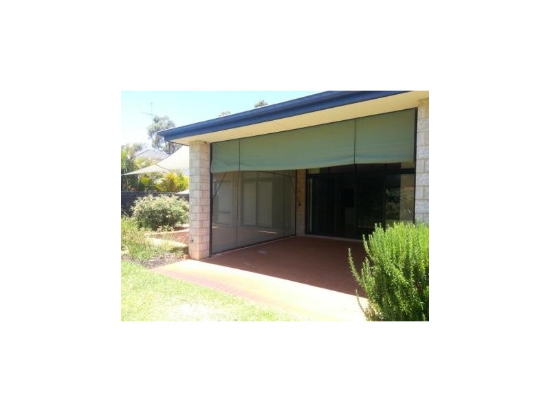 4 Maggie Way, Coodanup WA 6210