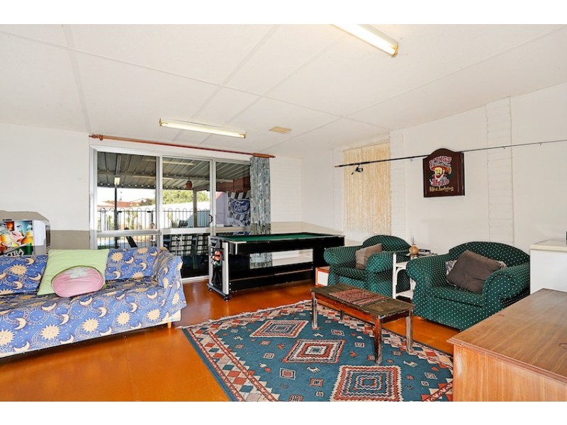 9 Curlew Street, Dudley Park WA 6210