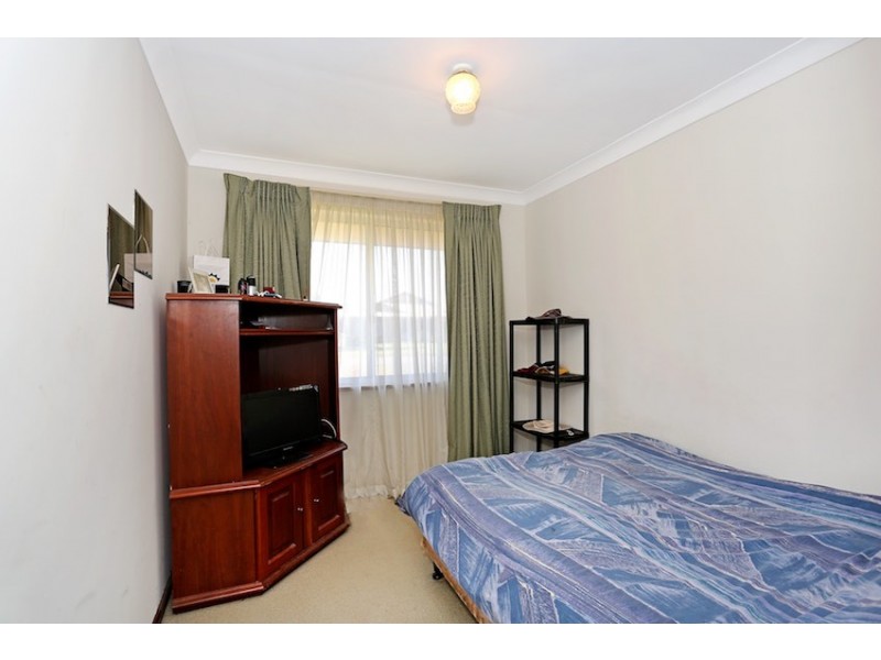 9 Curlew Street, Dudley Park WA 6210